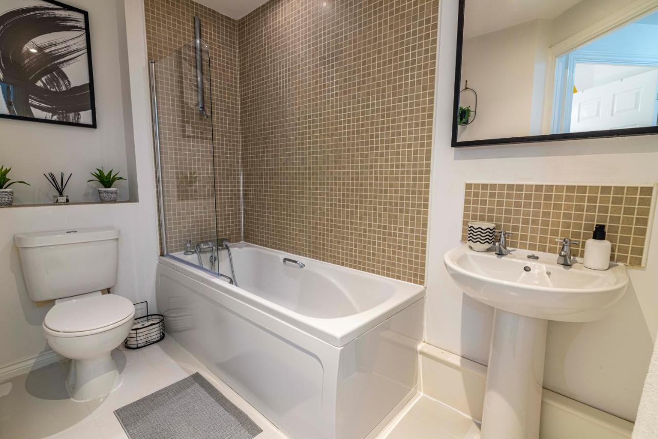 Fantastic Apartment, Short Distance From City Centre, Free Parking Nottingham Exteriör bild